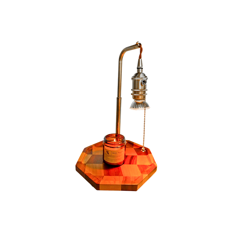 Retro-Kerzenwärmerlampe mit Messing und Holz – vergoldete Morgendämmerung